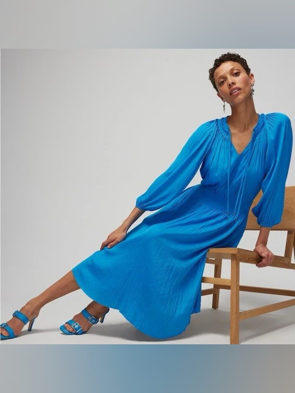 White House Black Market Bright Blue V-Neck Pleated Midi Dress Tie Neck Smocked